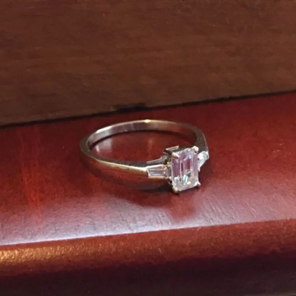 Sterling Silver Ring 18K White Gold Plated Cubic Zirconia Baguette Size 6.25 925